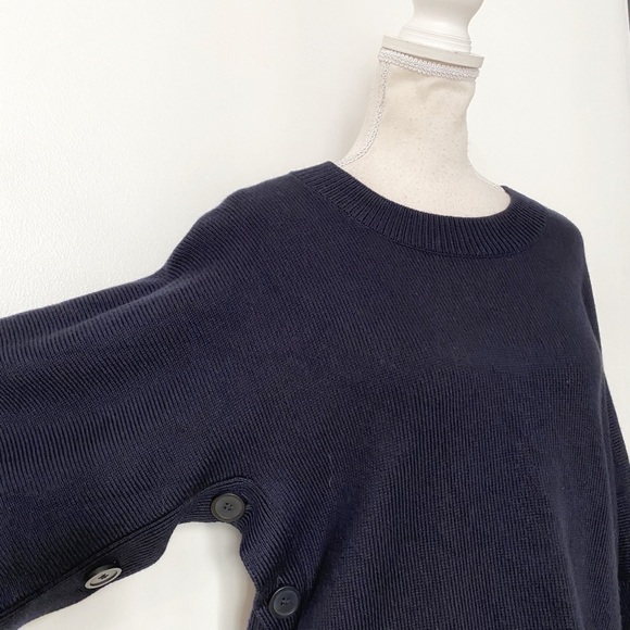 COS 100% WOOL NAVY SIDE BUTTON CREWNECK WIDE HALF SLEEVES KNITTED SWEATER - XS - Picture 4 of 9